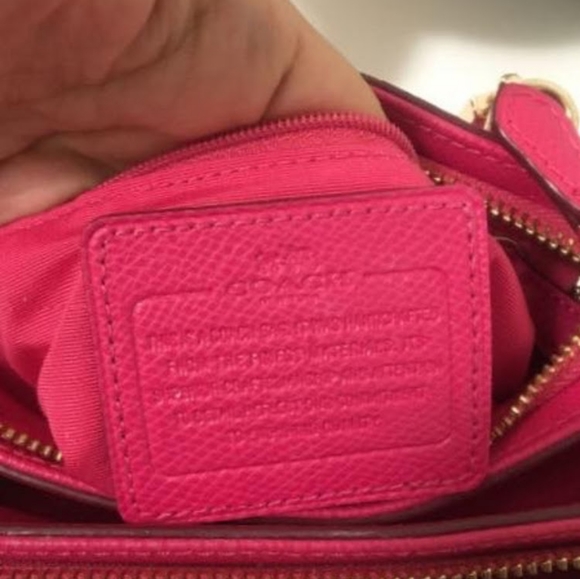 COACH Mini Christie. - Picture 5 of 5